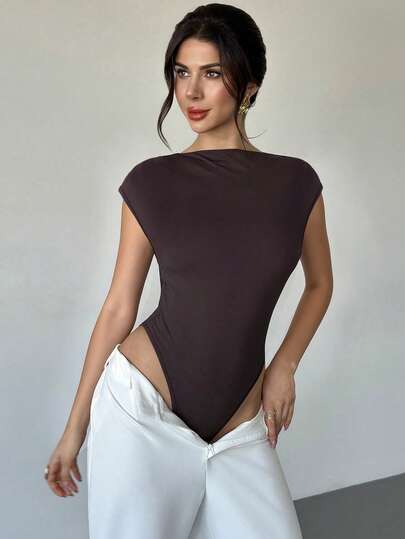 Firerie Women's New Elegant Romantic Party Slim Bodysuit, Brown Cap Sleeve Backless Metal Buckle Decor Bodysuit, Spring/Summer New Bodysuit, Versatile, Going Out, Brown Bodysuit, Beach Bodysuit Outfit