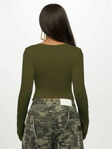 SUMWON 大码长袖短款T恤，字母印花，圆领设计，适合日常休闲穿着 - 卡其色 - 查看 2