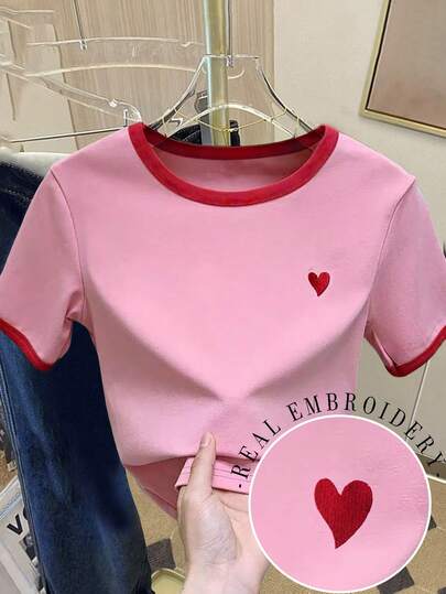 Resyla Pink Short Sleeve Fitted Cropped T-Shirt, Heart Embroidery T-Shirt, Contrast Color T-Shirt, Fashionable Casual T-Shirt. New Summer Heart Embroidery Fitted Slim Crop Top, Sweet & Spicy Style