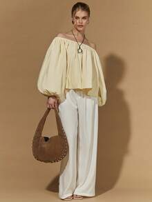 COSMINA 女士优雅露肩褶皱泡泡袖衬衫，通勤、办公、日常穿着、约会皆宜，适合早春穿着。 - 杏色 - 查看 4