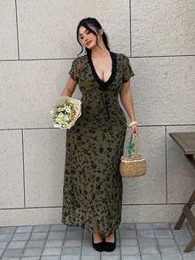 SHEIN EZwear Váy ren vá cổ chữ V cỡ lớn màu xanh lá cây giản dị dành cho nữ - màu xanh lá - Xem 5