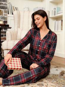 Lazeform Doze Lane Women's Casual Plaid Print Lapel Button-Front Long Sleeve Top & Pannts Pajama Set, Cozy And Elegant Details, Fall Clothes Ladies Nightsuit Lounge Sets, Sleepwear Women Lounge Wear Sets, Women Sleepwear Pajama Sets Winter, Christmas - Multicolor - View 2
