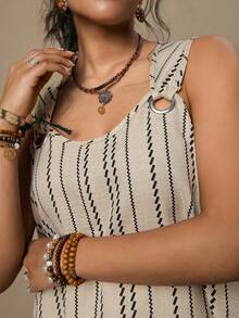 SHEIN VCAY 大码女式卡其条纹两件套 - 金属环扣上衣 + 宽松短裤，度假风休闲舒适显瘦家居服及外套套装 - 卡其色 - 查看 5