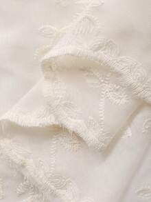 FRIFUL 女士圆领泡泡袖宽松波浪下摆不对称蕾丝薄纱衬衫，适合夏季度假 - 米色 - 查看 6