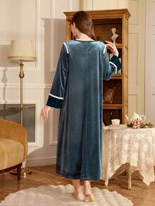 SHEIN Cămașă de noapte lungă pentru femei, stil vintage palat, cu imprimeu floral, mânecă lungă, lejeră