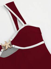 Costavie 2件套 女士时尚休闲度假风纯色撞色滚边吊带镂空泳衣+半裙沙滩套装 - 紅色 - 查看 5