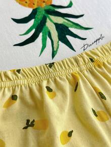 EURMUSE Conjunto de pijama feminino plus size de 2 peças em algodão com estampa de abacaxi: blusa de manga curta com gola redonda e shorts com estampa de abacaxi em cor contrastante. Ideal para usar em casa. - Multicolorido - Ver 4