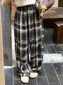 Dazy Tall Women's Tall Plaid Straight Leg Casual Pants - Black - View 2