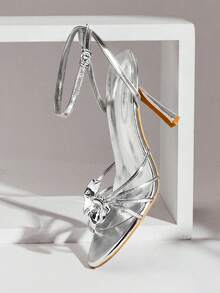 SHUZIA 女士优雅简约花卉装饰金属PU圆头细高跟凉鞋 - 銀色 - 查看 5