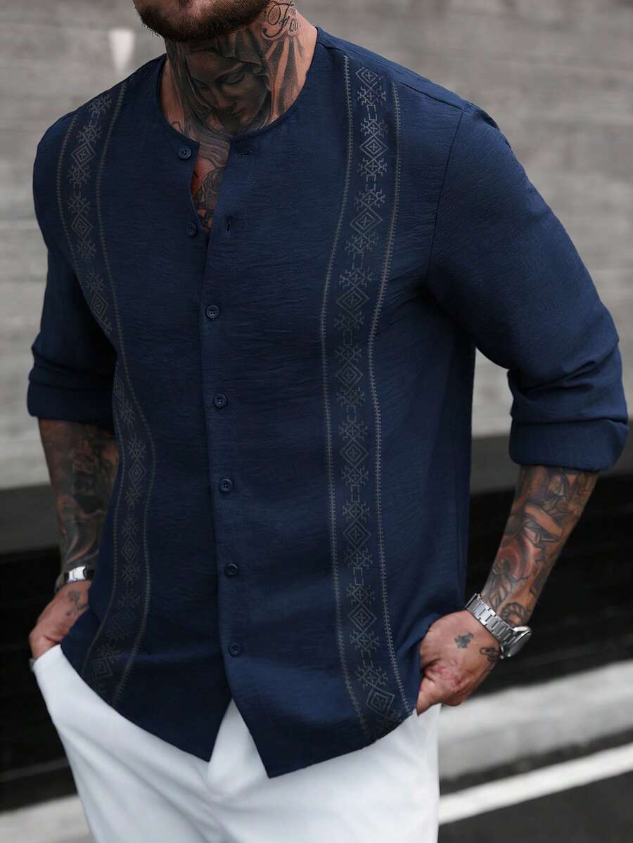 Manfinity CasualCool Men's Crinkle Fabric Printed Round Neck Long Sleeve Shirt, Casual Vacation Home Gathering Office Party Versatile Style, Best Gift For Boyfriend Or Husband - Royal Blue - View 1