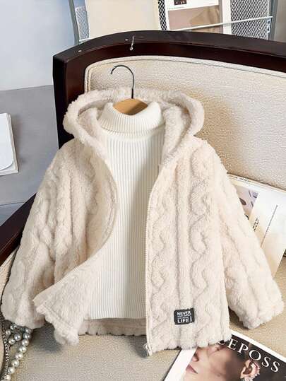SHEIN 儿童秋冬服装 小女孩针织纯色蓬松字母刺绣连帽宽松法兰绒保暖休闲外套，秋冬季，非常适合休闲、日常穿着和上学。