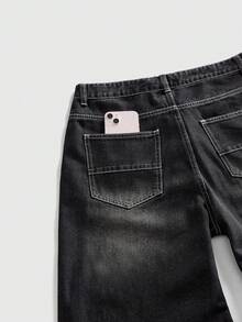 ROMWE MEN Street Life Jeans de corte holgado con hebilla con estampado de avión para hombres - Negro - Ver 5