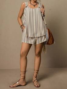 SHEIN VCAY 大码女式卡其条纹两件套 - 金属环扣上衣 + 宽松短裤，度假风休闲舒适显瘦家居服及外套套装 - 卡其色 - 查看 7