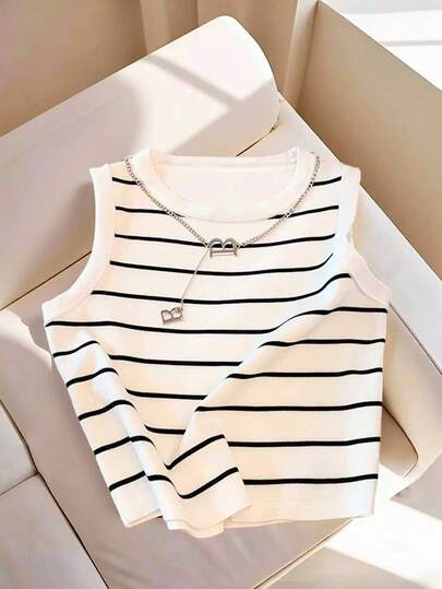 GlowEve CURVE Plus Size Women Striped Round Neck Casual Versatile Tank Top