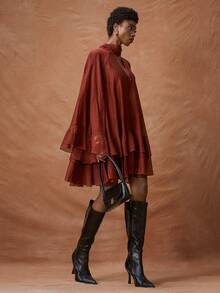 Zivah 新款春夏浪漫度假波西米亚棕色宽松镂空系带多层荷叶边迷你连衣裙，适合情人节、约会、派对、聚会、节日、西式风格、度假、游牧风格、海滩、海边、音乐会、日常出行、新年、狂欢、早午餐、婚礼宾客、婚礼季等场合，休闲百搭。 - 棕色 - 查看 4