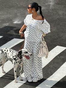 Muchica 白色底波点女士不对称肩部上衣和休闲裤套装 - 黑與白 - 查看 1