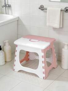 1个塑料折叠便携手持折叠凳椅，适合成人，是户外钓鱼、旅行、露营、野餐的理想之选，春夏秋三季户外家具旅行必备品。 - 彩色 - 查看 2