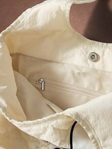 We Bare Bears X SHEIN 女士米色卡通刺绣时尚百搭单肩包/流浪包，街头风，甜美酷女孩必备 - 米色 - 查看 5