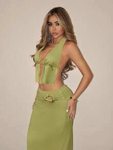 SHEIN ICON Bộ đồ nữ 2 mảnh thanh lịch, cổ điển, gợi cảm gồm áo hai dây cổ yếm khoét sâu cổ chữ V và chân váy dài thắt nút xoắn, thích hợp cho hẹn hò và du lịch. - màu xanh lá - Xem 5