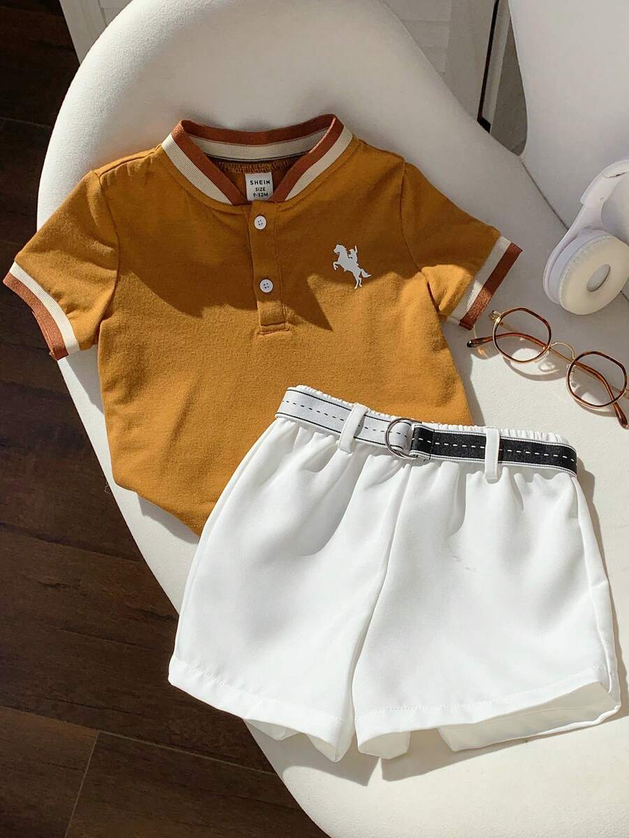 SHEIN 3件套男婴休闲学院风翻领polo衫，白色短裤配腰带，适合生日派对、锐舞派对、晚宴、演出、婚礼、迎婴派对、一周岁生日庆祝等场合。