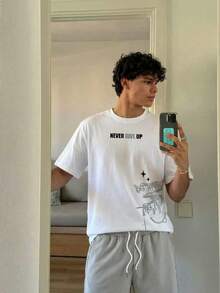 Manfinity Unisex Men's Casual Slogan Print T-Shirt & Solid Drawstring Waist Shorts 2pcs/Set Summer Outfit, Couple Things - Grey - View 1