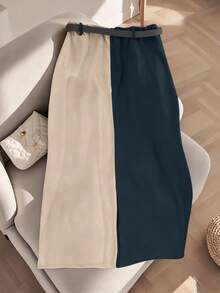 GlowEve CURVE Plus Size Elegant Color Block Design Classic Business Commute Skirt (Woe Is Me Vibes) (Wednesday Aesthetic)