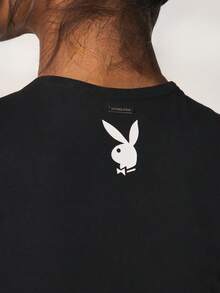 Missguided x Playboy 好女孩印花婴儿T恤和丁字裤套装，露脐短袖休闲套装，罗纹圆领，情人节礼物 - 黑色 - 查看 6
