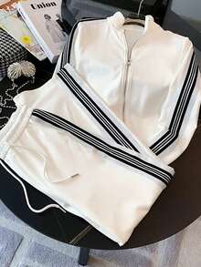 Resyla 修身立领开衫 + 休闲斜插口袋裤套装 - 白色 - 查看 5