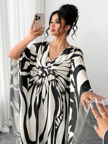 SHEIN Elenzya Đầm Abaya tay cánh dơi cổ chữ V in hoa thanh lịch dành cho nữ cỡ lớn, thích hợp cho mùa xuân/hè. - Đen và trắng - Xem 5