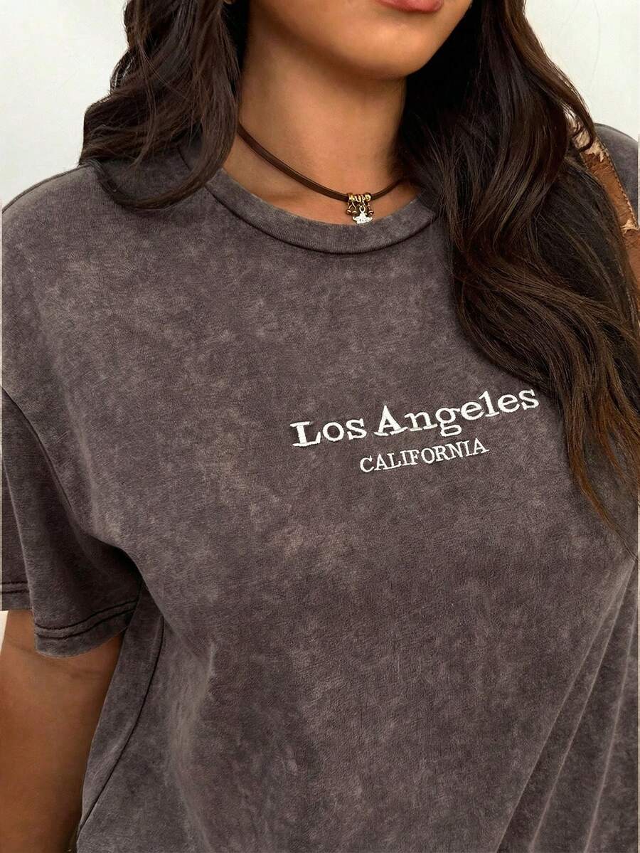 SHEIN EZwear 大码复古做旧棉质刺绣宽松棕色T恤 - 棕色 - 查看 1