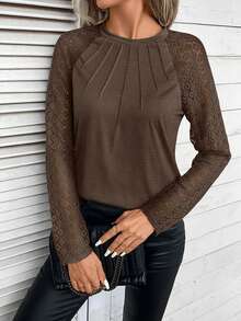SHEIN Frenchy Camiseta de cuello redondo con detalles de costura y mangas raglán con encaje de contraste - Marrón - Ver 3
