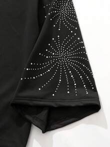 ROMWE MEN Rhinestone Embellished Casual Black Round Neck 3/4 Sleeve T-Shirt - Black - View 4