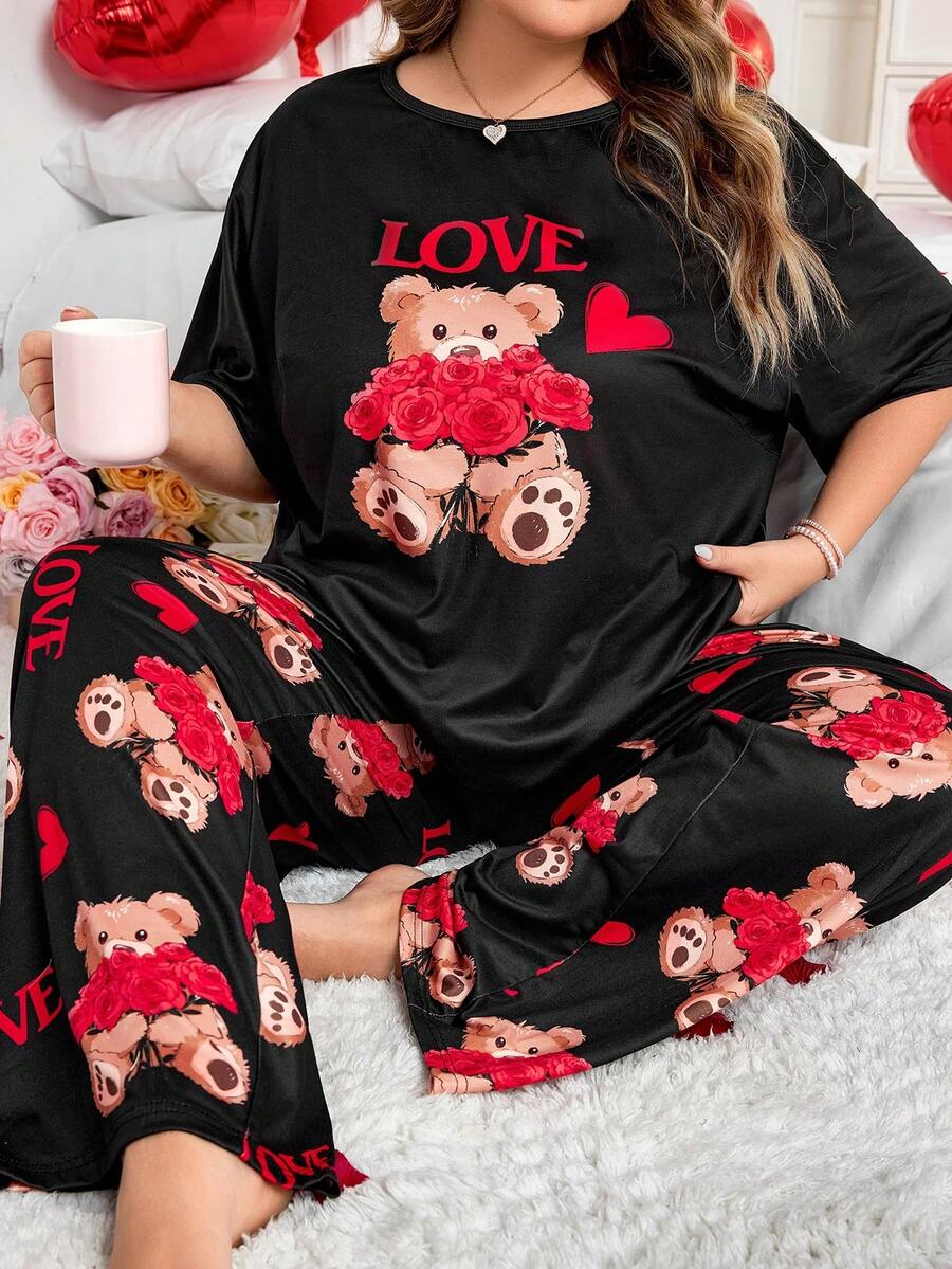 SHEIN CURVE+ 加大码女式熊与爱心印花短袖上衣和裤子睡衣套装，情人节 - 彩色 - 查看 1