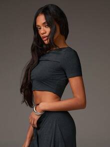 Athîral 女士休闲打结短袖露脐上衣和阔腿裤两件套，采用柔软舒适的针织弹力面料制成，适合居家穿着、裤装、户外穿着，休闲两件套，春夏两件套，春假穿着，两件套裤装，露脐上衣和裤子套装，女士两件套服装，阔腿裤套装 - 深灰色 - 查看 5