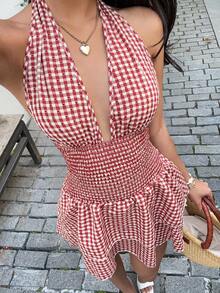 Sweetra Sweet Girl Style Jacquard Delicate Fabric French Romantic Ruffled Hem Dress With Sexy Halter Design, New Spring Collection, Suitable For Halloween, Valentine's Day - Red - View 1