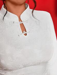 Cravure t-shirt manches longues pour femmes grandes tailles, col montant, boutons décoratifs, taille froncée, en tissu jacquard texturé, élégant, pour le début du printemps - Nude - Voir 4
