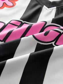 AXEPEAK Men's Letter & Stripe Print V-Neck Short Sleeve Casual T-Shirt - Black and White - View 5