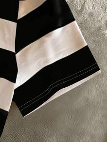 Glimmora 女士字母条纹纽扣半开襟短袖休闲T恤 - 彩色 - 查看 4