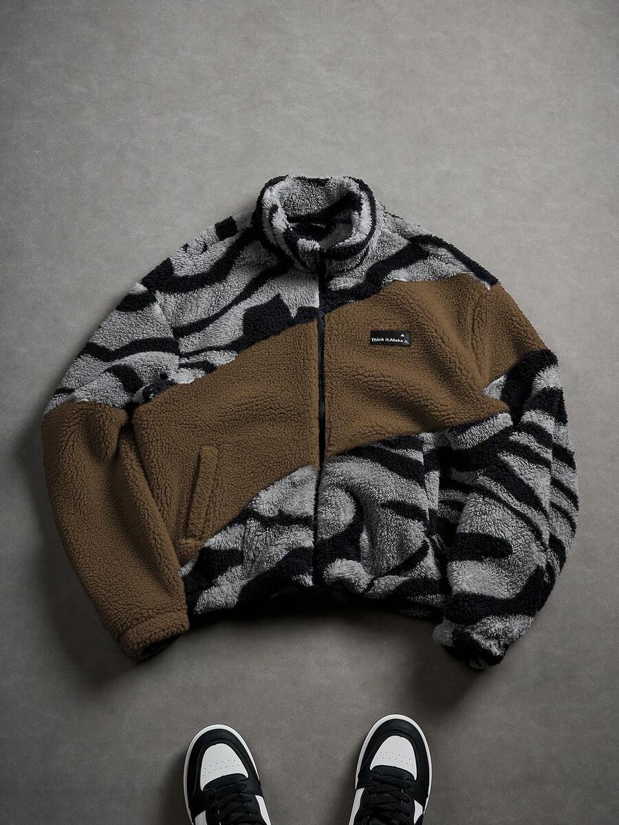 Manfinity Roghcode Chaqueta casual de manga larga con cuello alto, bolsillo y parches de forro polar, versátil y adecuada para salidas de otoño/invierno - Marrón - Ver 1