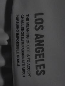 HIMLAND 男士字母图案休闲套头连帽衫，通勤和日常穿着皆宜 - 深灰色 - 查看 3