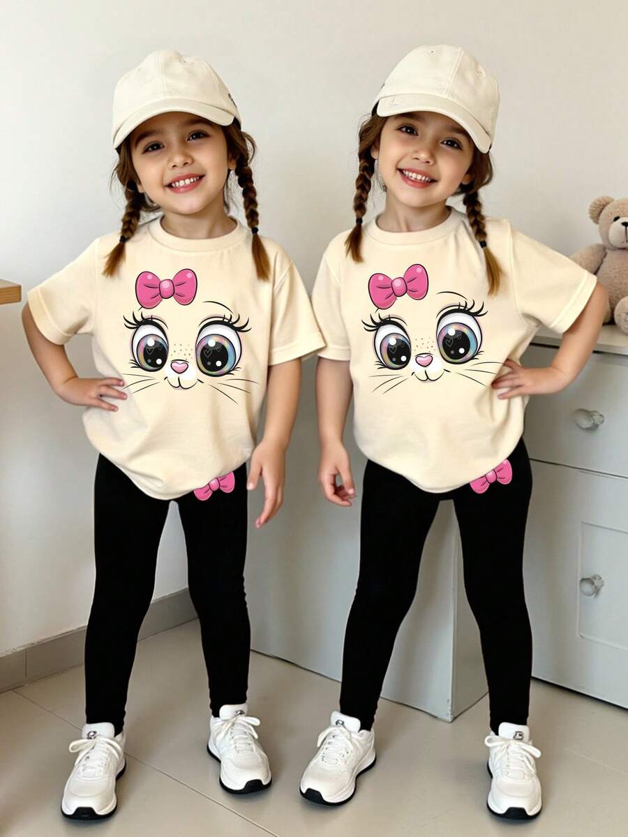 SHEIN Conjunto informal de 2 piezas de niña pequeña con camiseta de manga corta con estampado de gato y animales lindos, y leggings - Multicolor - Ver 1