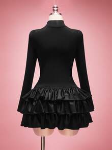 SHEIN ICON Áo kiểu dáng ôm sát, cổ tàu, tay dài, hình trái tim dành cho nữ cỡ lớn. - màu đen - Xem 2