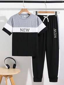 SHEIN 两件套男童休闲撞色字母印花圆领短袖T恤短裤套装，适合通勤、上学、日常休闲、运动、春夏、返校季穿着 - 彩色 - 查看 2