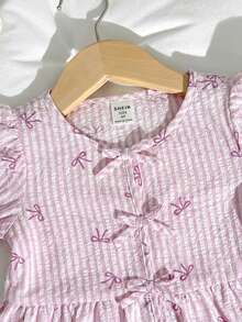 SHEIN 女童休闲舒适圆领泡泡袖荷叶边蝴蝶结装饰衬衫短裤套装 - 彩色 - 查看 3