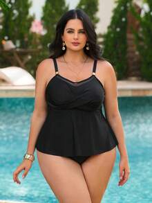 SHEIN Swim طقم ملابس سباحة تانكيني بتصميم أشرطة لون أسود أحادي للنساء كبيرات الحجم، ملابس شاطئ كاجوال، للربيع/الصيف - الأسود - مشاهدة 4