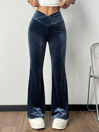 SHEIN EZwear Pantalones acampanados de terciopelo gris de alta gama para mujer