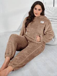 Lazeform 大码纯色袋鼠口袋休闲抓绒连帽上衣和裤子蓬松睡衣套装 棕色蓬松睡衣套装 女士舒适套装 女士家居服套装 配套家居服套装 舒适套装，冬季服装 - 卡其色 - 查看 5