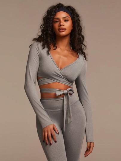 Athîral Women's Grey Knotted Front T-Shirt And Leggings Tracksuit, Comfortable And Soft Knit Fabric, With A Fitted Silhouette, Suitable For Lounging At Home And Outdoor Activities, Yoga Style,Sporty Style,Spring Break Outfits,Summer Outfits For Women,Casual Sets For Women