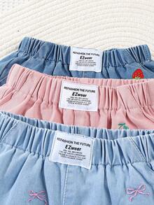 SHEIN Playful Pals 3-Piece Set Young Girl 2026 Summer Fruit Embroidery Denim Shorts,Dark Blue Strawberry+Pink Cherry+Light Blue Bow Styles,Elastic Adjustable Waist,Sweet - Multicolor - View 5