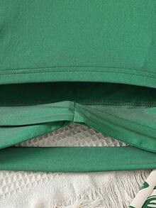 SHEIN Bộ đồ thường ngày cho bé gái tuổi teen: áo thun cổ tròn tay phồng màu trơn và quần ống rộng in hoa. - màu xanh lá - Xem 10